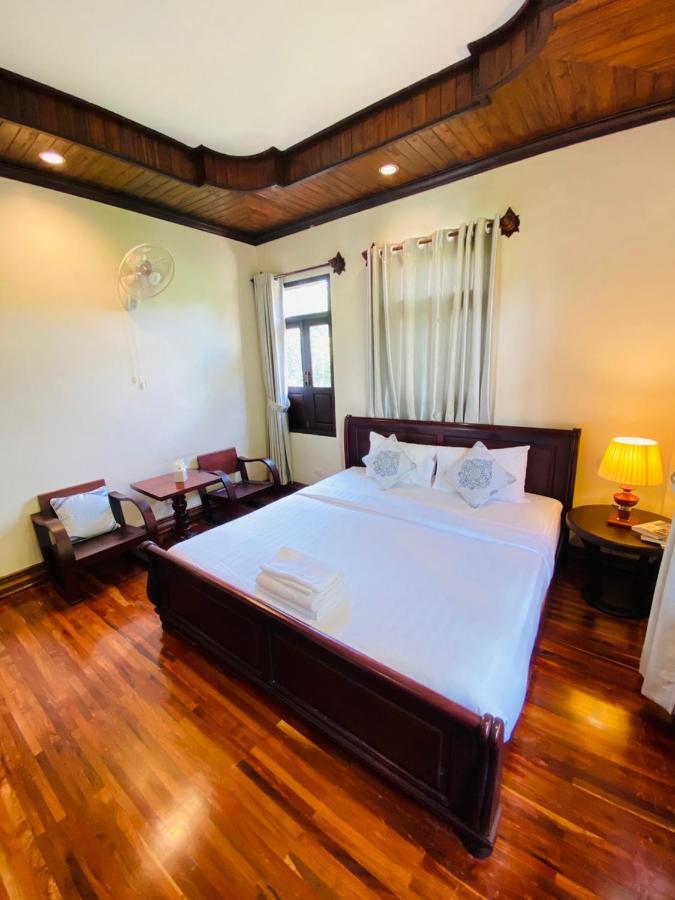 Luang Prabang Maison Vongprachan & Travel Hotel Bagian luar foto